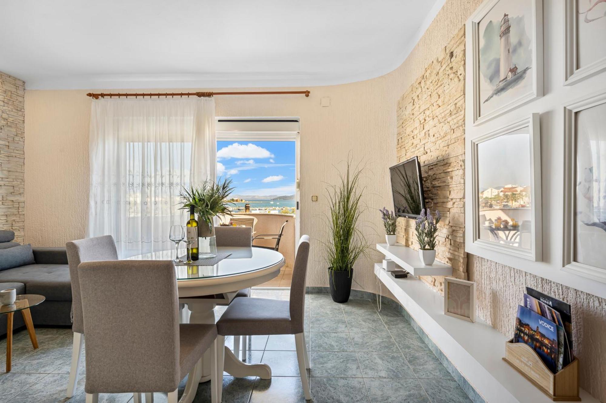 Aquarius Apartments - Beachside With Heated Pool Vodice Szoba fotó
